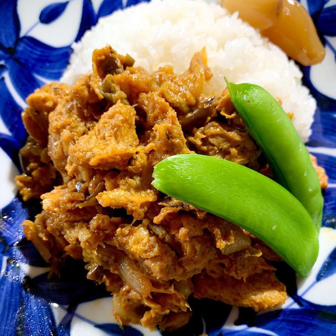 タンドリー大豆からあげと茄子のカレー