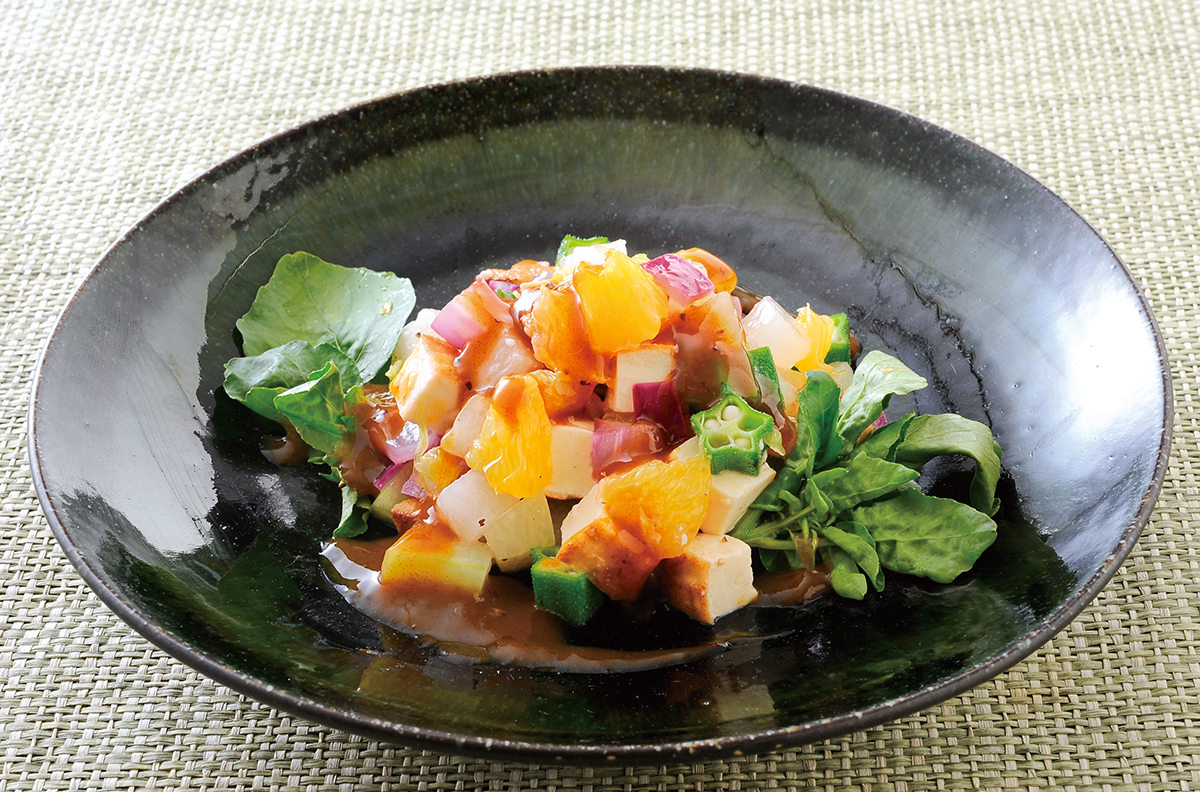 冬瓜と夏みかんのメランジェ・サラダ チリ・オレンジ風味(前菜)