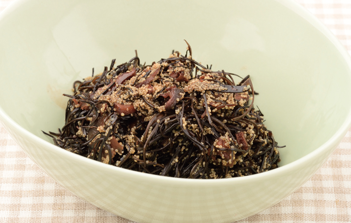 アラメとアマランサスの醤油煮
