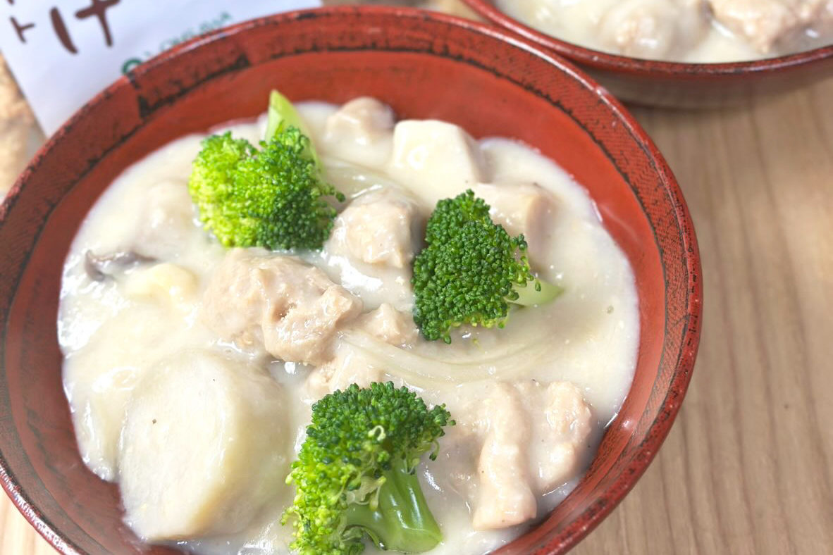 ベジミートと里芋の米粉クリーム煮