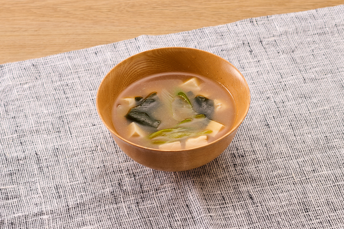 オーサワの和風だしでつくる みそ汁